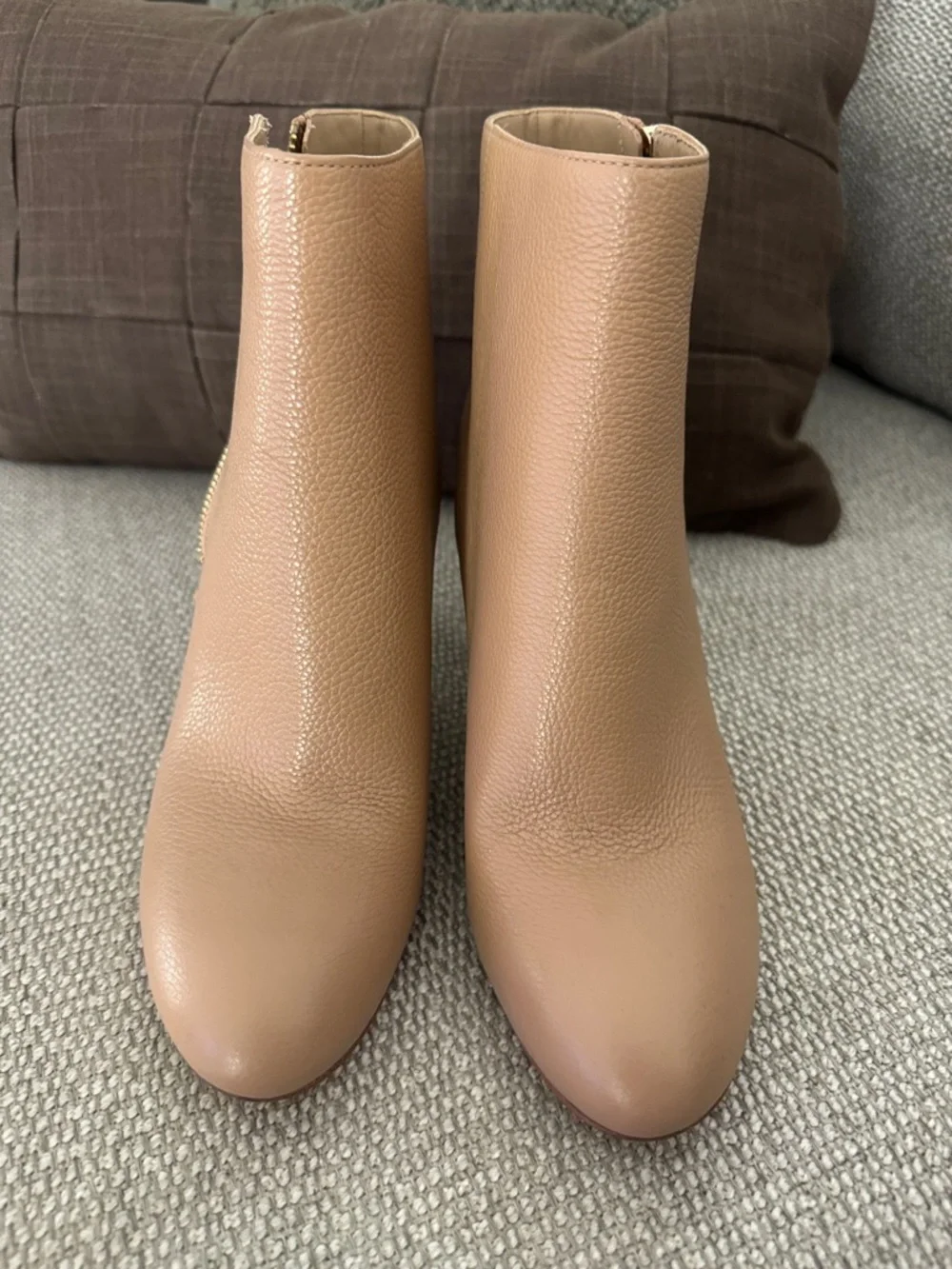 Kate Spade Women's Nude Leather Ankle Boots - Sleek Zip Closure - Picture 2 of 4